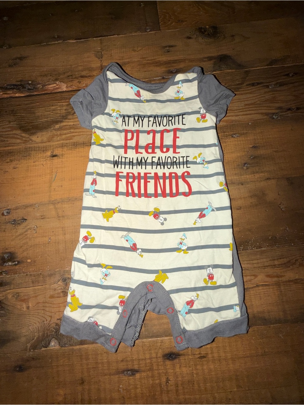 Disney World Magic Kingdom 100% cotton Romper unisex Mickey & Friends size 12M